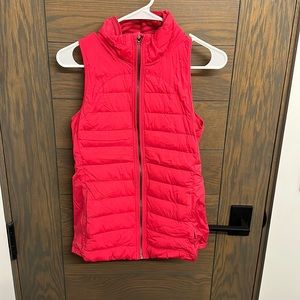 LULULEMON RED VEST